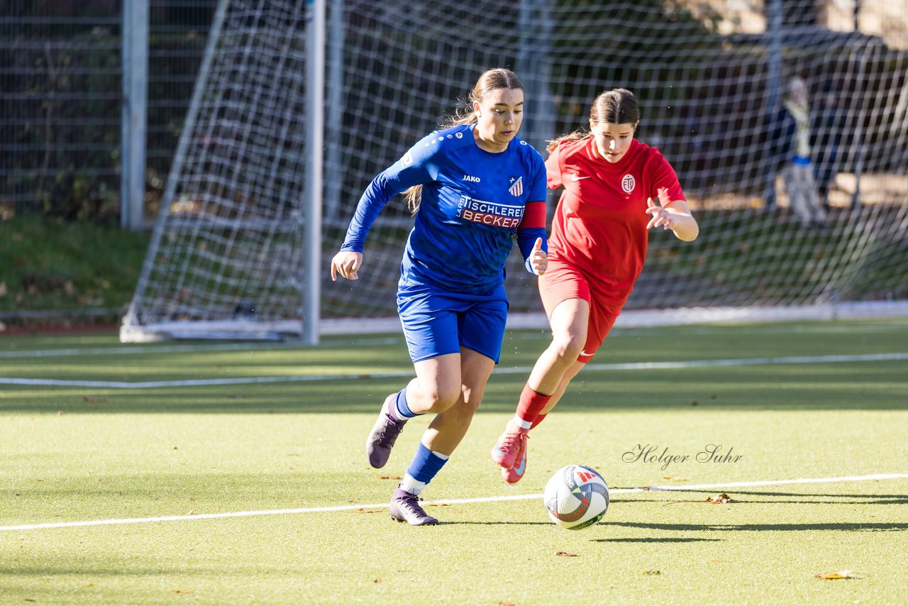 Bild 345 - wCJ Eimsbuettler TV - FC Rosengarten : Ergebnis: 2:0